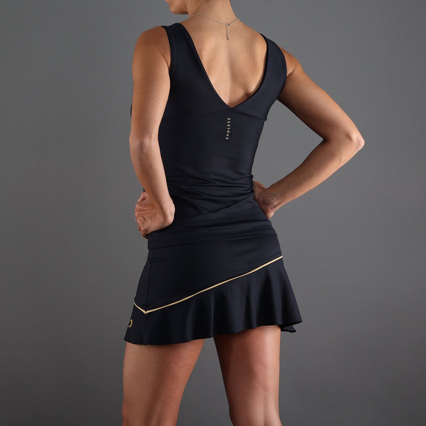 T-SHIRT CURVE - BLACK