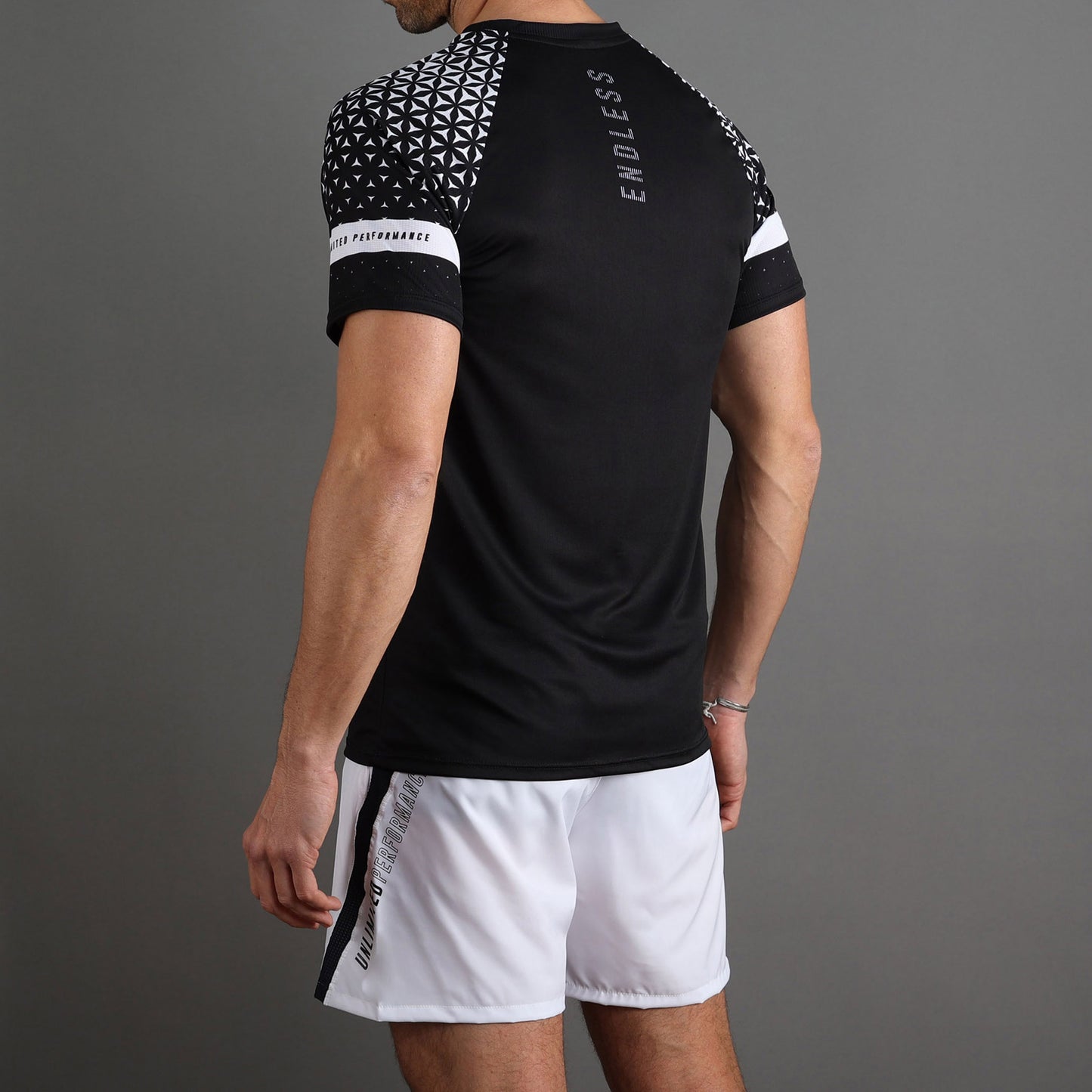 Endless T-Shirt Feisty Geo Noir
