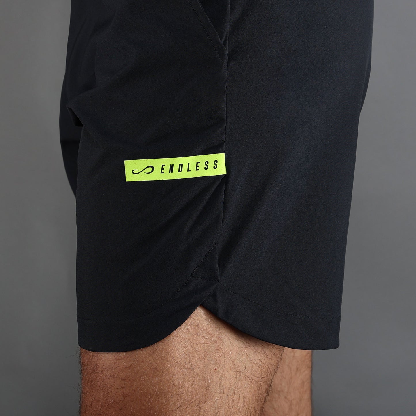 ENDLESS SHORT SWIFT - BLACK YELLOW