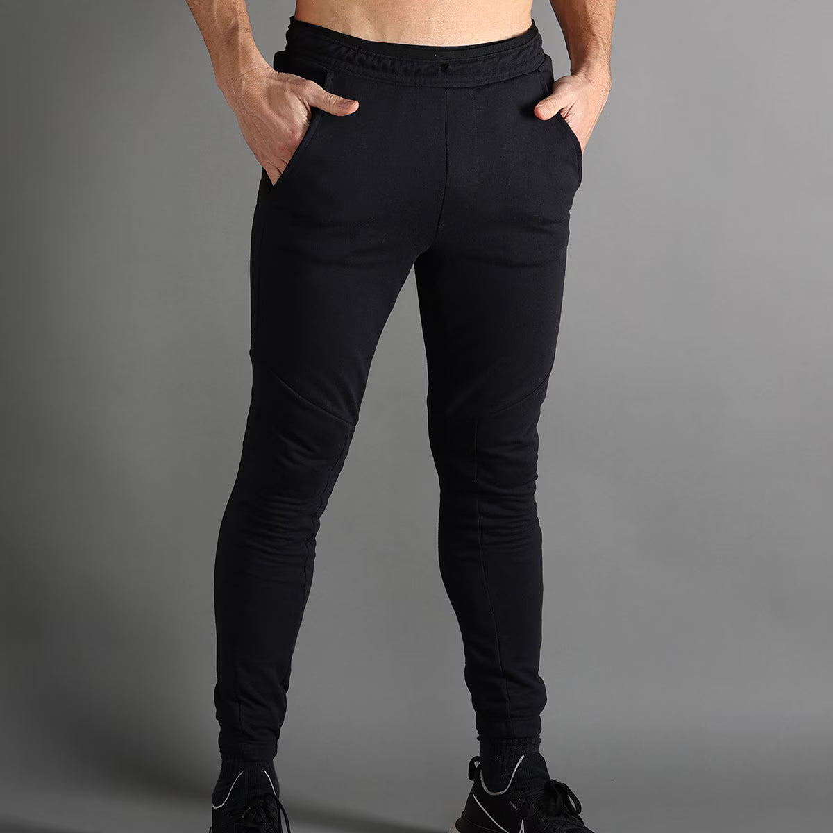 ENDLESS PANTALON NOIR JACKAL
