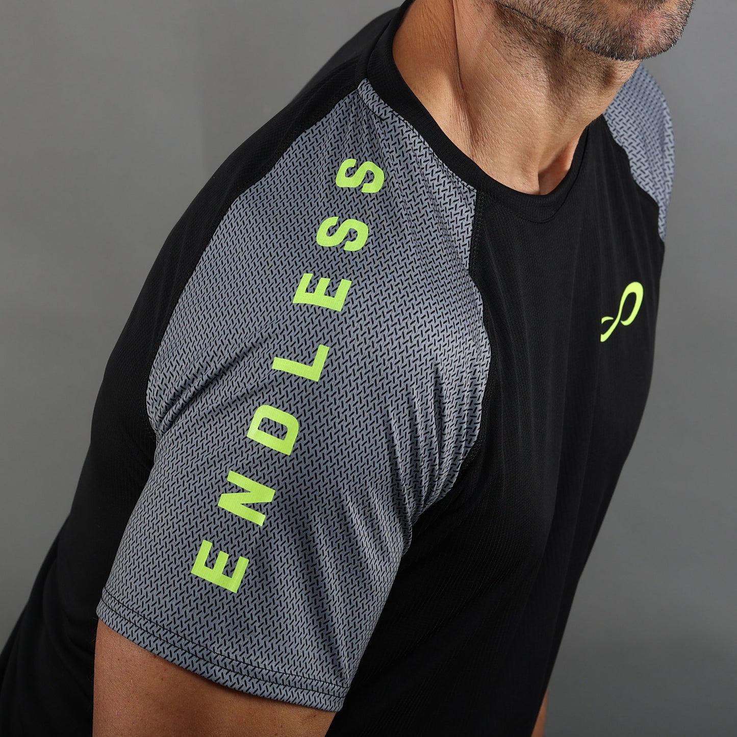 ENDLESS T-SHIRT FEISTY ICONIC - BLACK APHEX
